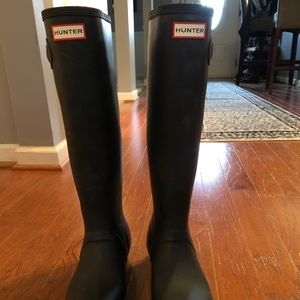 Hunter Tall Matte Black rain boots